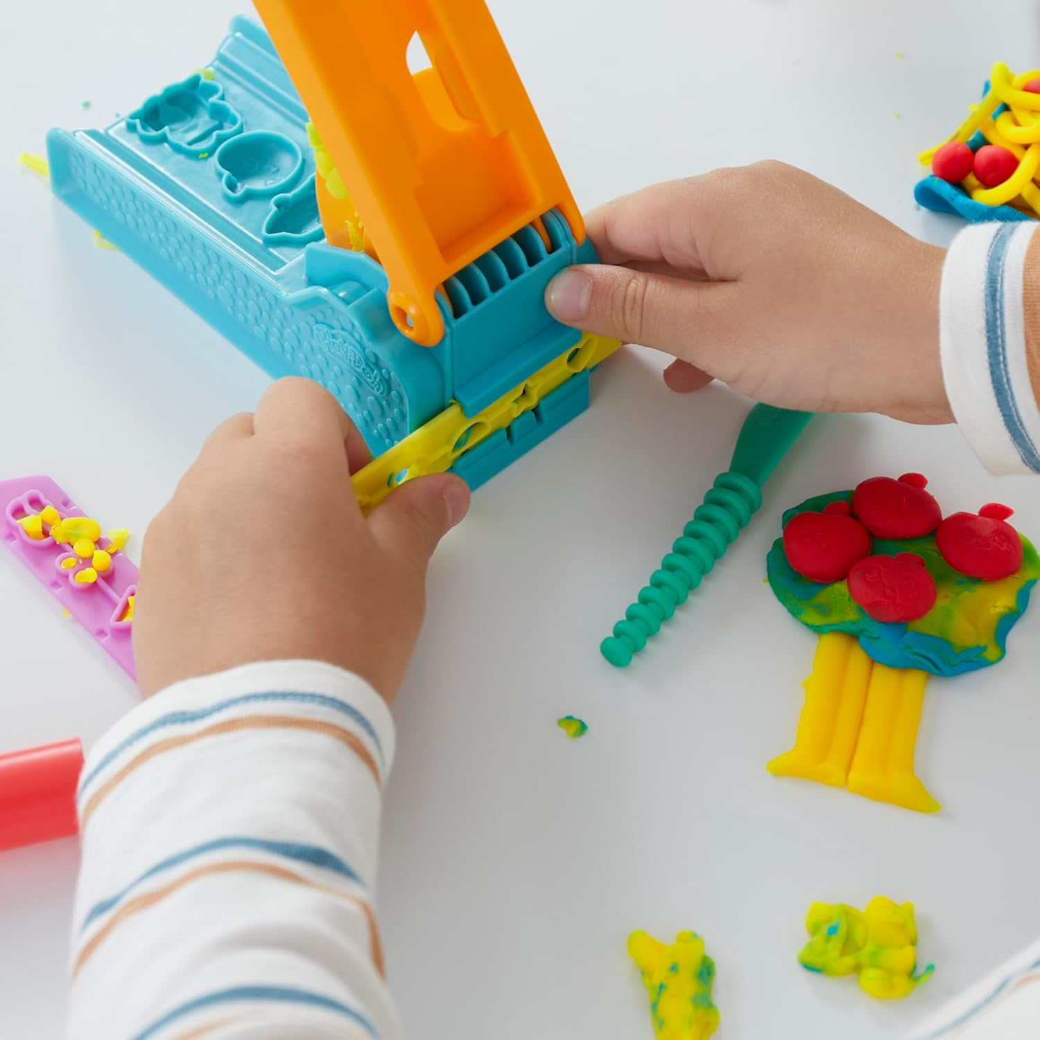 Play-Doh Fun Factory Starter Set for Children's Arts and Crafts