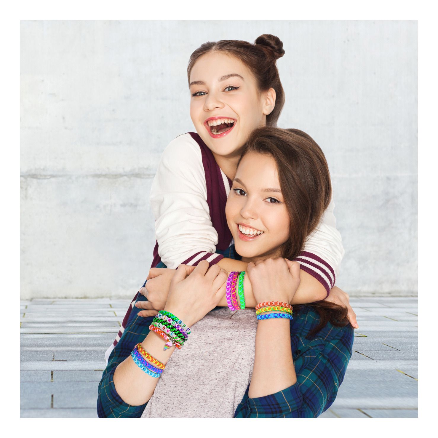 Stringalings BFF Braiding Accessory Kit - Braid, Plait, Loop and Knot! Create your own fun creations with Stringalings!