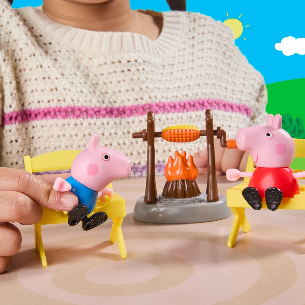 Peppa Pig Three Little Piggies Caravan - 2-Story House Playset with Red Car & 4 Family Figures for Kids Ages 3+