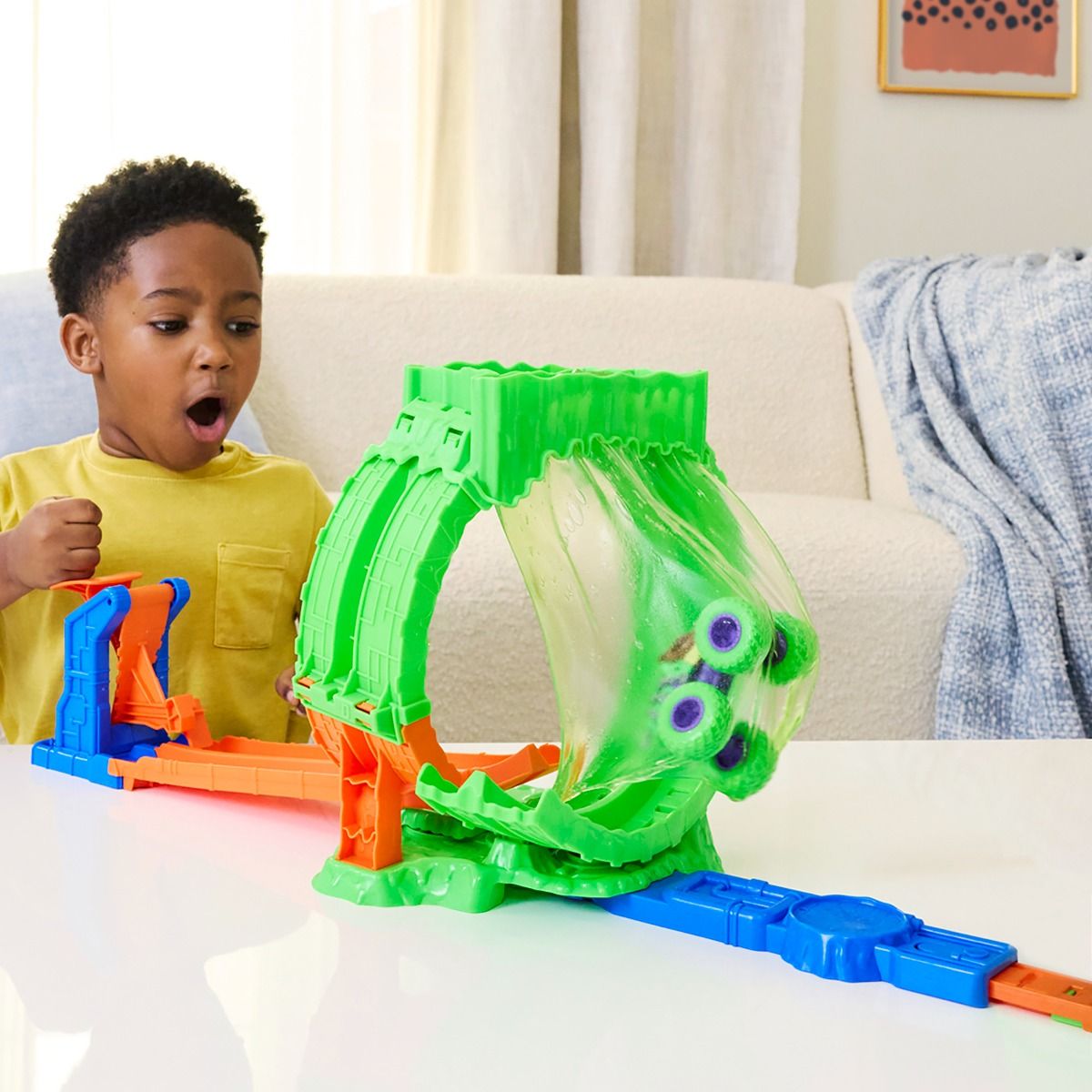 Hot Wheels Monster Trucks Mutant Chaos Slime Loop